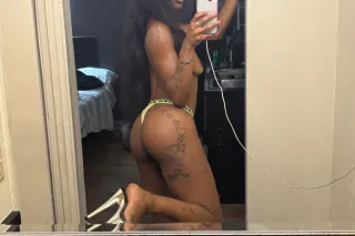 Slim thick & Petite🍫 Come Drown 💦 Pretty😻Qv Special today babe! incall & outcall - Image 9