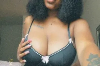 Hi babes , New in town - Image 1