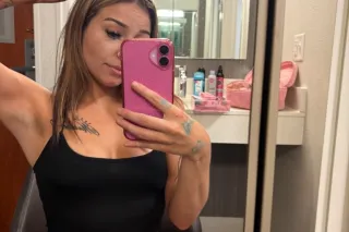 small && petite, everything sweet - Image 2