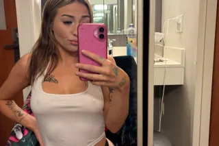 small && petite, everything sweet - Image 1